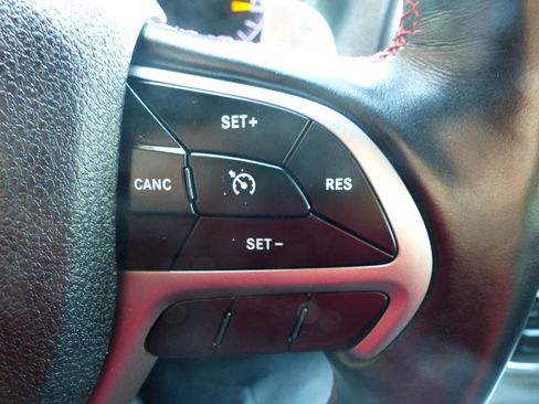 Used 2017 Jeep Grand Cherokee Trailhawk w/ Trailhawk Luxury Group image 23