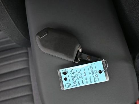 Used 2025 Kia K4 EX image 18