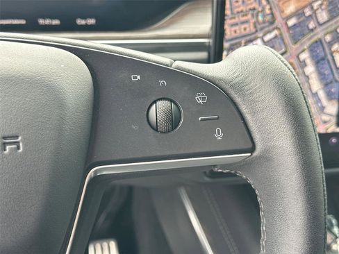 Used 2023 Tesla Model X AWD/4WD image 35