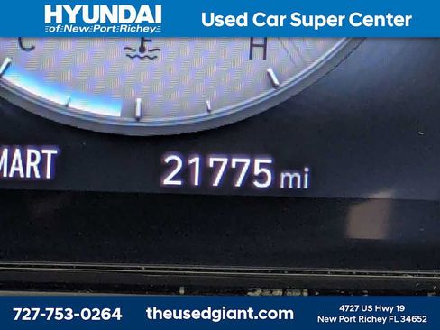 Certified 2024 Hyundai Tucson Limited FWD image 43