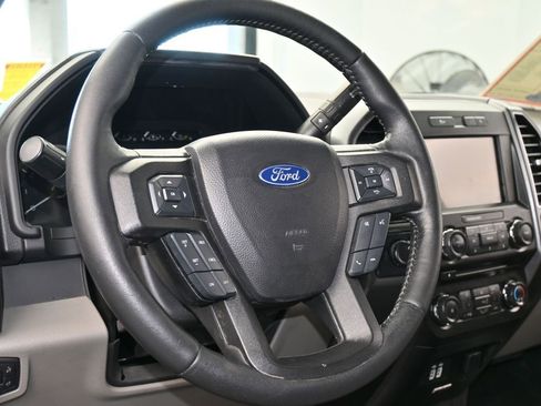 Used 2018 Ford F150 XLT w/ Equipment Group 302A Luxury image 15