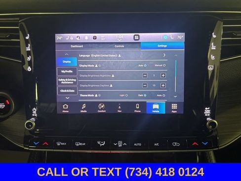 Used 2024 Jeep Wagoneer Series II AWD/4WD image 48