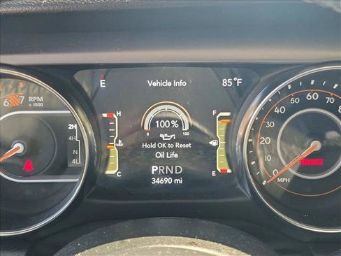 Used 2022 Jeep Wrangler Unlimited Sport AWD/4WD image 10