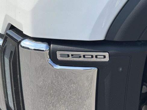 New 2025 GMC Sierra 3500 Pro w/ Convenience Package image 8