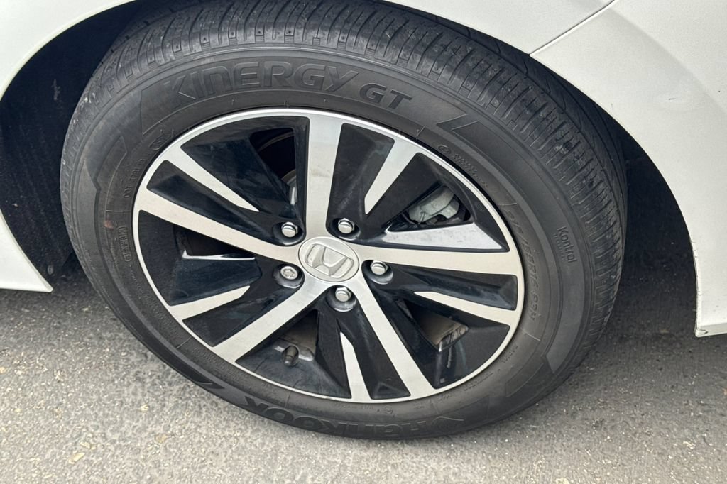 Used 2024 Honda Civic LX image 4