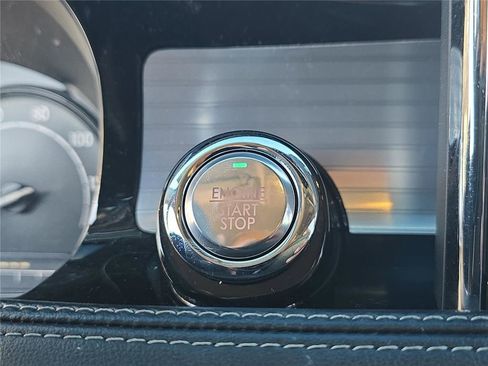 Used 2022 Lincoln Corsair FWD w/ Equipment Group 101A image 21