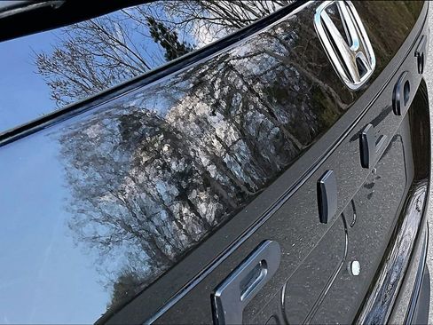 Used 2023 Honda Pilot EX-L image 25