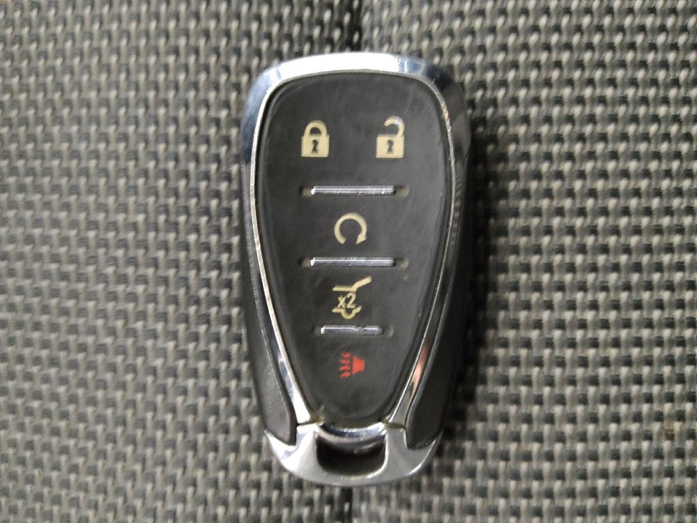 Used 2023 Chevrolet Traverse LT FWD image 32