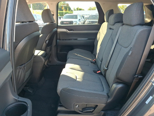 Used 2025 Hyundai Palisade SE AWD/4WD image 17