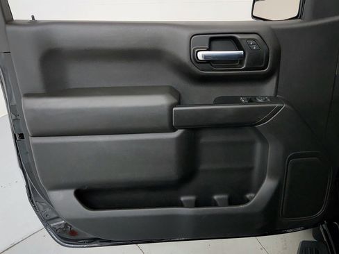 Used 2022 Chevrolet Silverado 1500 W/T w/ WT Convenience Package AWD/4WD image 11