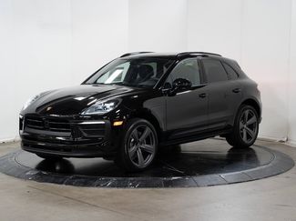 Used 2024 Porsche Macan image 1