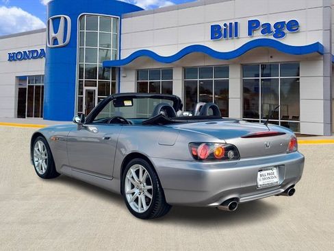 Used 2004 Honda S2000 image 6