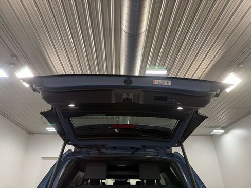 Used 2025 Toyota 4Runner Limited w/ Tow Technology Package image 64