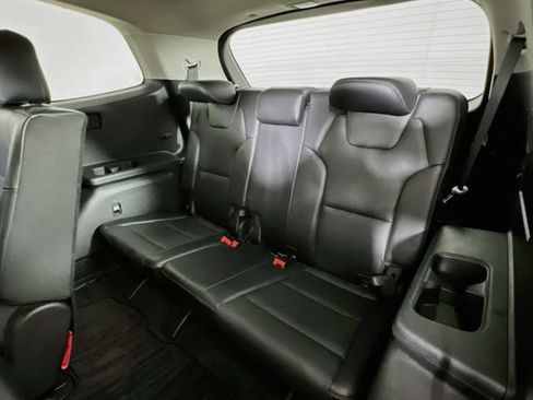 Used 2023 Kia Telluride LX AWD/4WD image 32