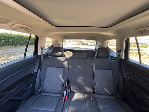 Used 2018 Volkswagen Atlas Launch Edition image 35