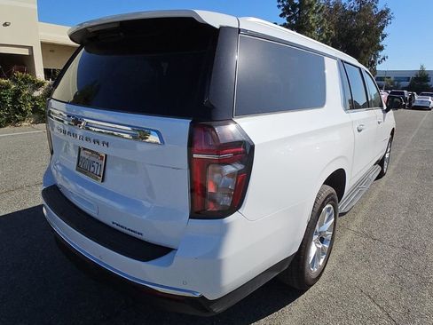 Used 2024 Chevrolet Suburban Premier RWD image 8