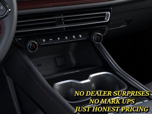 New 2026 Chevrolet Traverse RS image 23