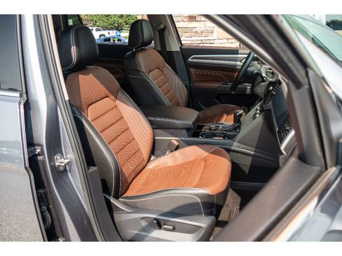 Used 2023 Volkswagen Atlas SEL Premium AWD/4WD image 15