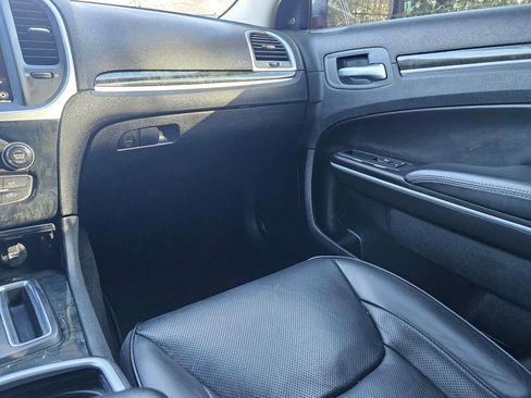 Certified 2023 Chrysler 300 Touring L w/ Popular Equipment Group image 11