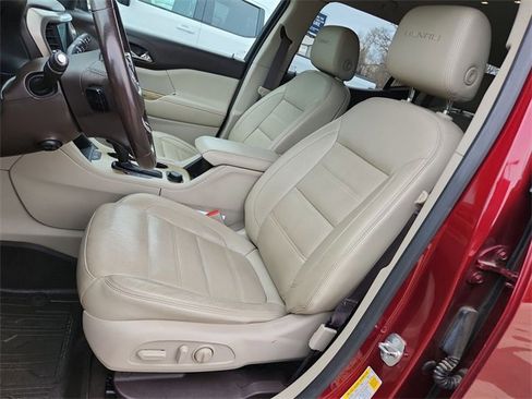 Certified 2018 GMC Acadia Denali w/ Technology Package image 19