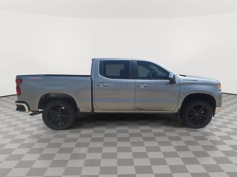 Used 2023 Chevrolet Silverado 1500 LT AWD/4WD image 8