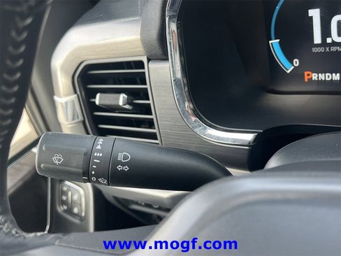 Certified 2022 Ford F150 Lariat w/ Equipment Group 502A High image 17