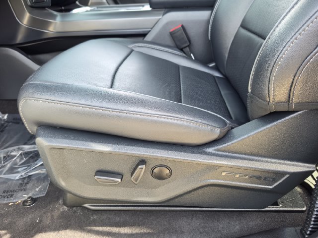 Used 2025 Ford F150 Lariat AWD/4WD image 15