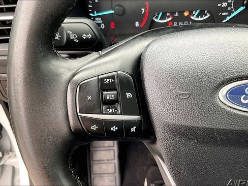 Used 2022 Ford Escape SE w/ SE Sport Appearance Package FWD image 26