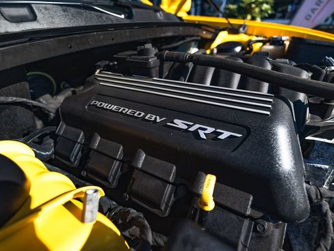 Used 2017 Dodge Charger R/T RWD image 12