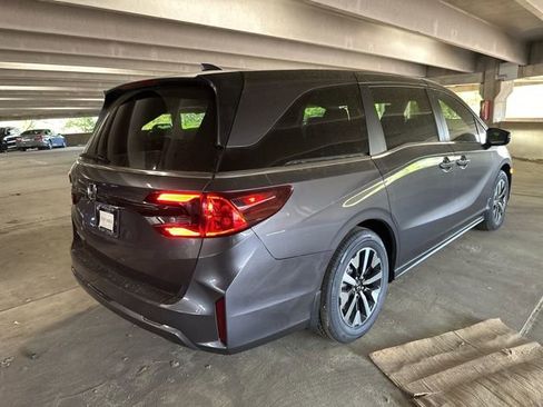 Used 2026 Honda Odyssey EX-L image 3