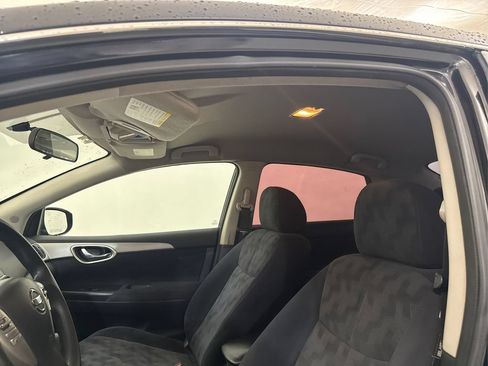 Used 2013 Nissan Sentra SV FWD image 31