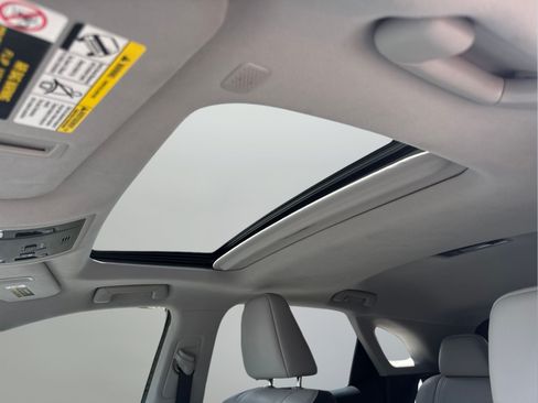 Used 2019 Lexus RX 350 FWD w/ Navigation Package image 32