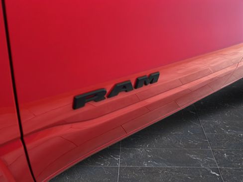 Used 2025 RAM 1500 Big Horn AWD/4WD image 40