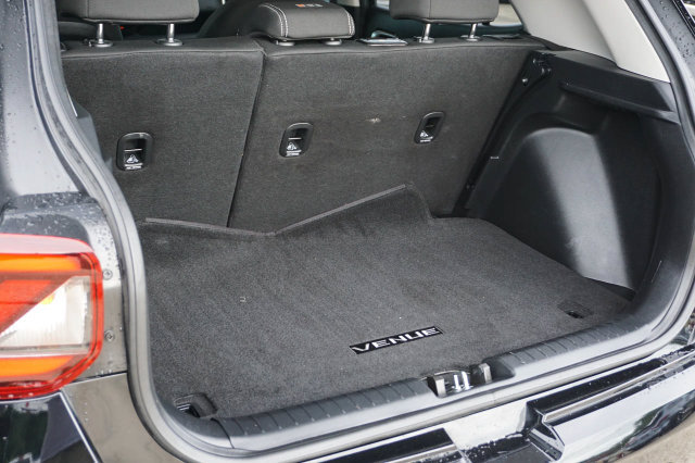 Used 2024 Hyundai Venue SEL FWD image 7