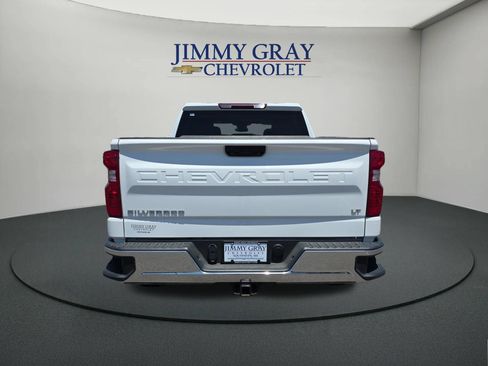 Used 2025 Chevrolet Silverado 1500 LT AWD/4WD image 4