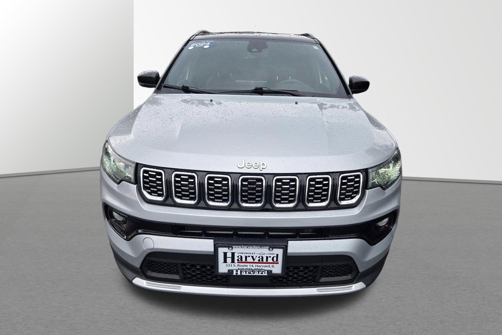 Used 2024 Jeep Compass Limited AWD/4WD image 2