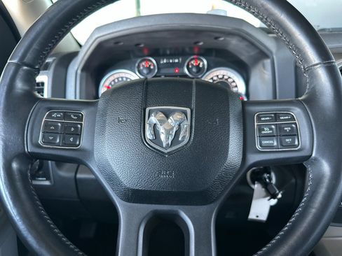 Used 2014 RAM 1500 Big Horn RWD image 23