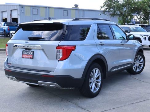 Used 2023 Ford Explorer XLT w/ Equipment Group 202A image 2