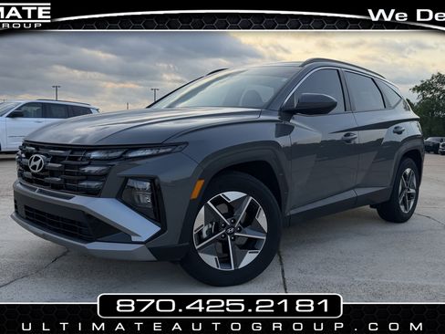 Used 2025 Hyundai Tucson SEL FWD image 1