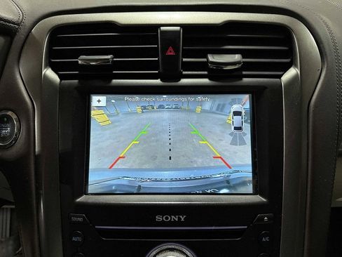 Used 2017 Ford Fusion Platinum image 25