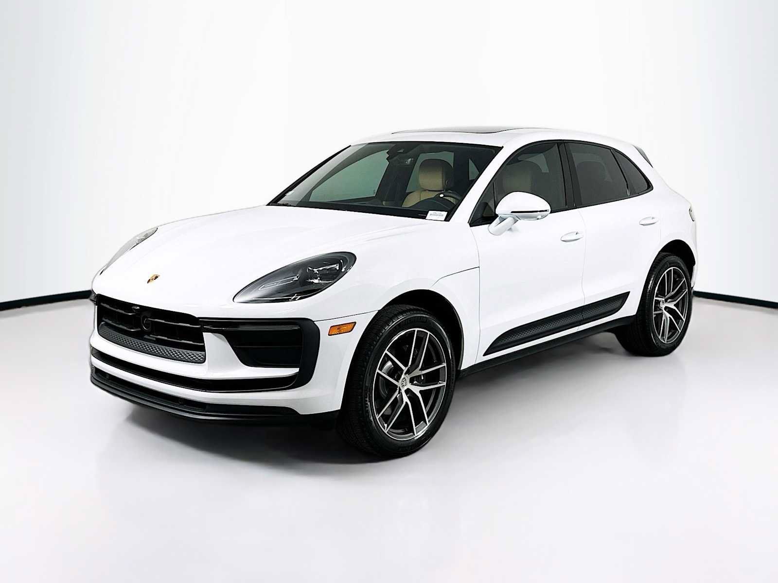 Used 2026 Porsche Macan AWD/4WD image 1