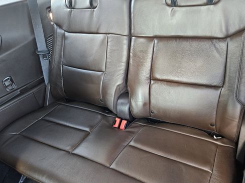 Used 2024 Ford Explorer King Ranch w/ Technology Package image 6