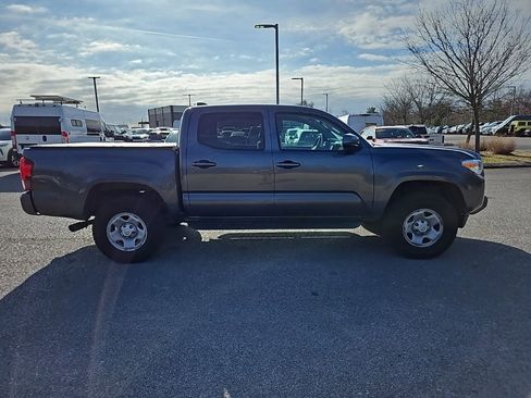 Used 2023 Toyota Tacoma SR image 9