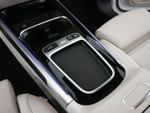 Certified 2025 Mercedes-Benz GLB 250 GLB 250 image 15