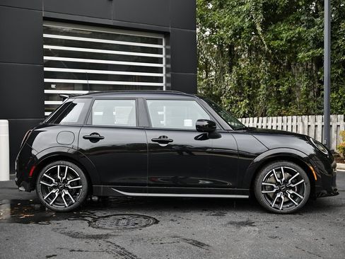 New 2026 MINI Cooper S image 3