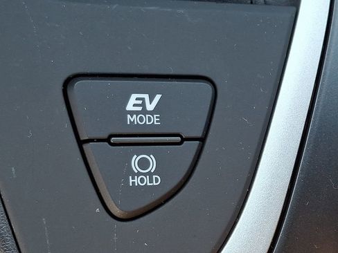 Used 2024 Lexus UX 250h AWD w/ Premium Package image 25