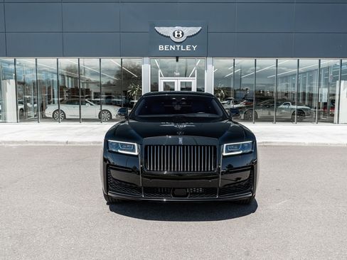 Used 2022 Rolls-Royce Ghost Black Badge image 19