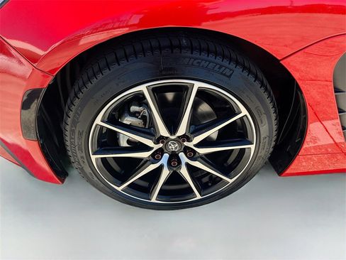 Used 2023 Toyota GR86 image 30