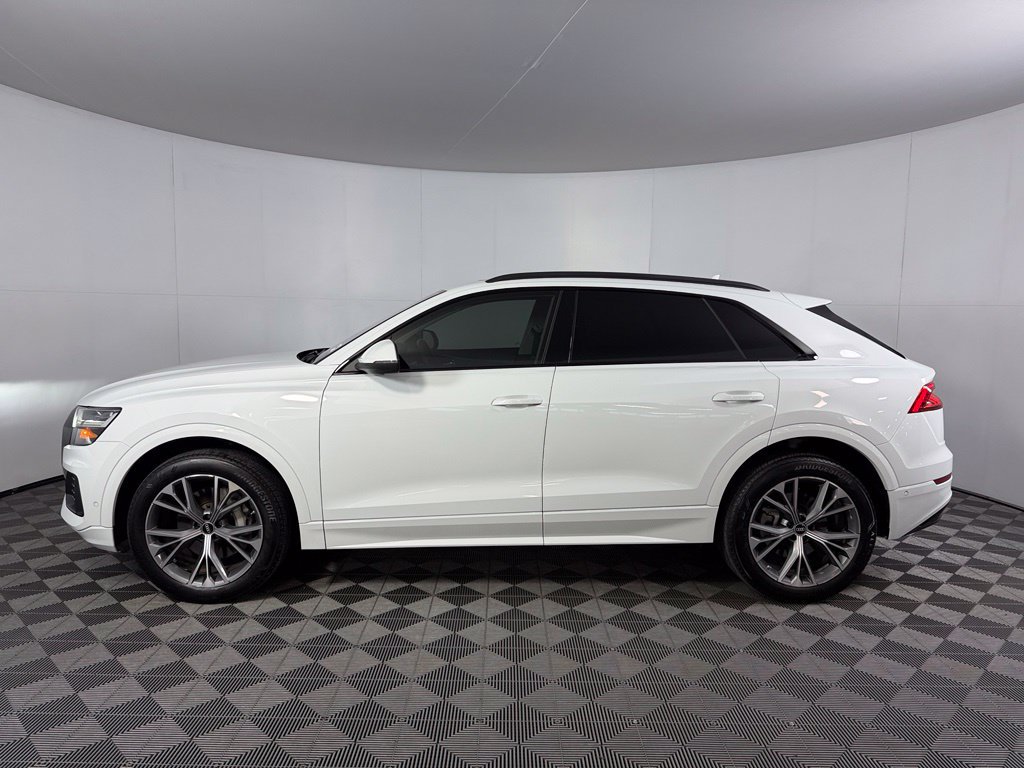 Used 2022 Audi Q8 Premium AWD/4WD image 11