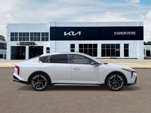New 2026 Kia K4 GT-Line image 7